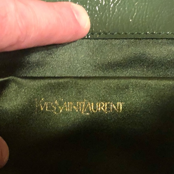 ๐ด๐คฉ*WT* YVES SAINT LAURENT BELLE DE JOUR EMERALD GREEN PATENT CLUTCH!๐ - Picture 4 of 15